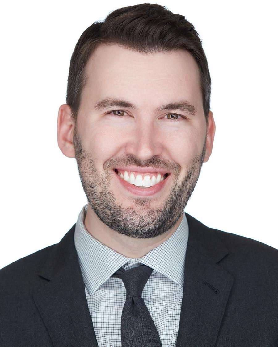 Dentist in Woodbury MN Dr. David Augustson